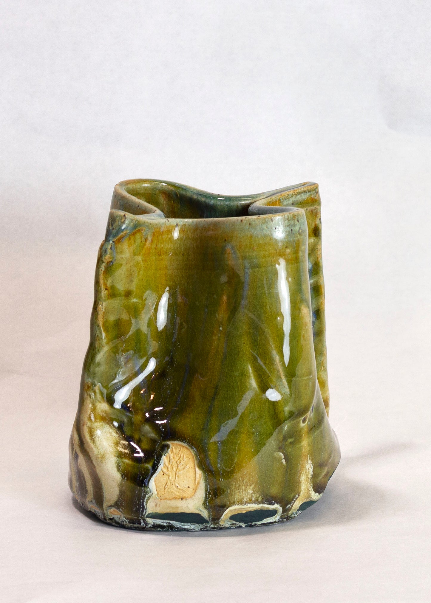 Altered Face Vase